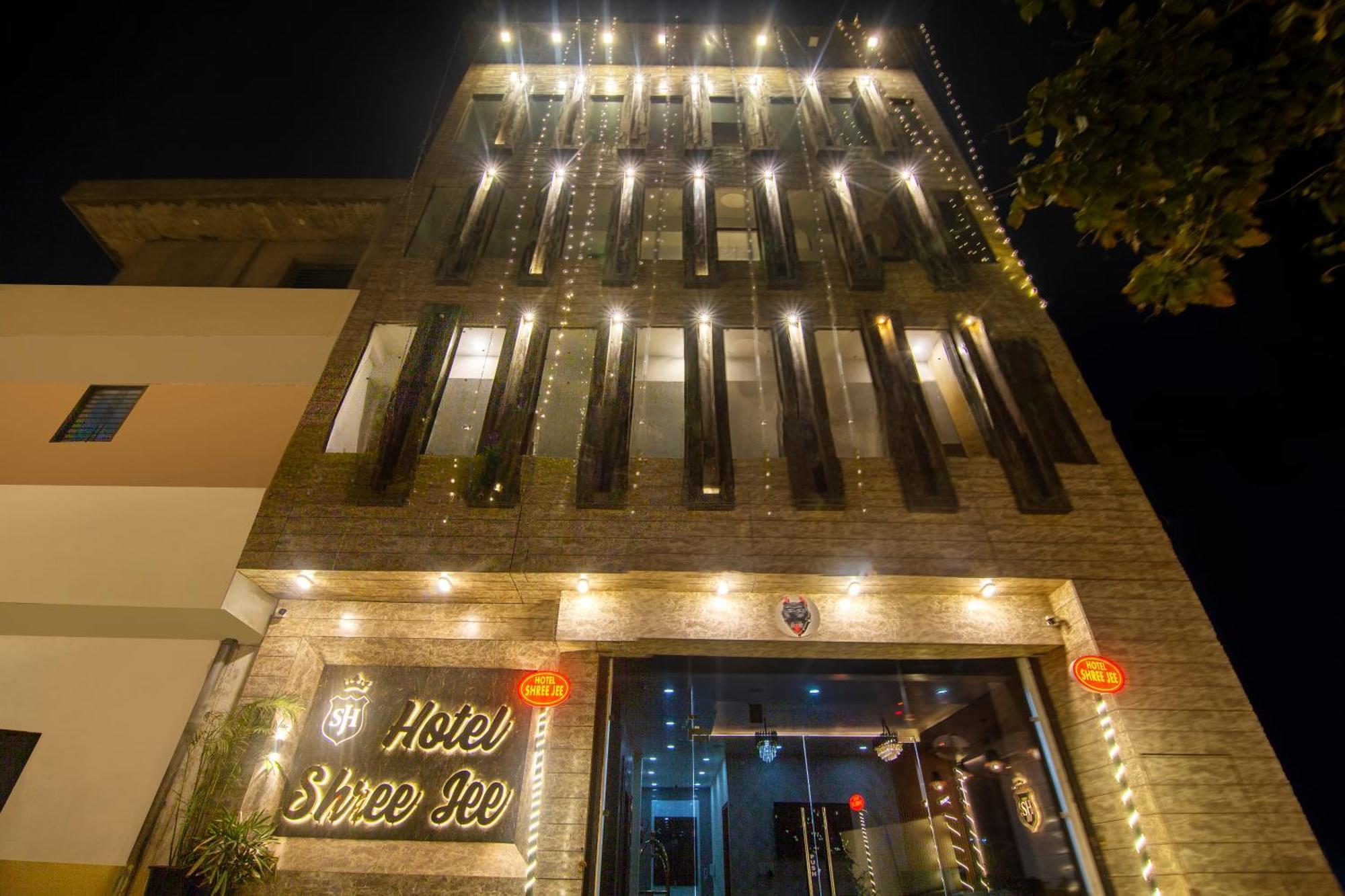 Shree Jee Hotel - Nit Фаридабад Екстериор снимка