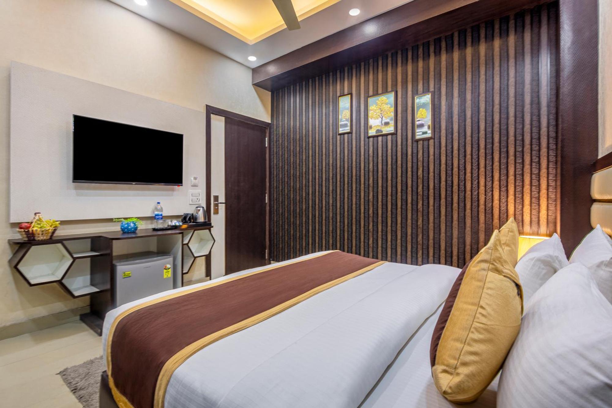 Shree Jee Hotel - Nit Фаридабад Екстериор снимка