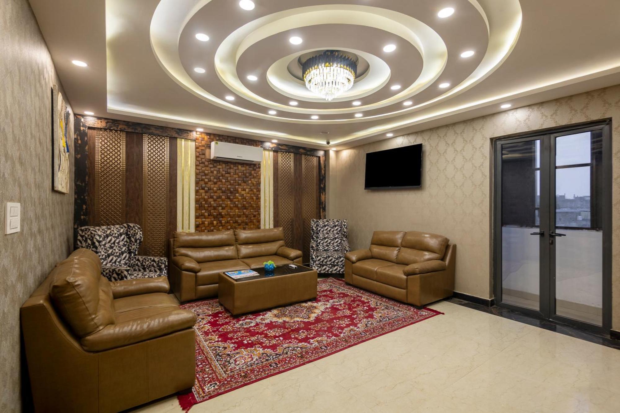 Shree Jee Hotel - Nit Фаридабад Екстериор снимка